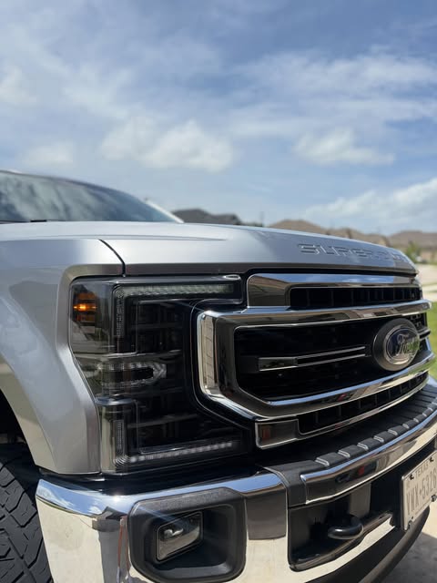 Ford Super Duty grille and headlight detailed